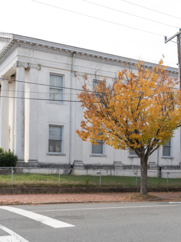 Susan Haas represented the Seller for 520 N 25th St