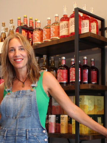 Hold the booze: Non-alcoholic bottle shop ready to pop in Carytown